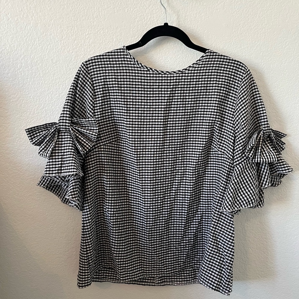SHEIN Gingham Ruffle Sleeve Blouse